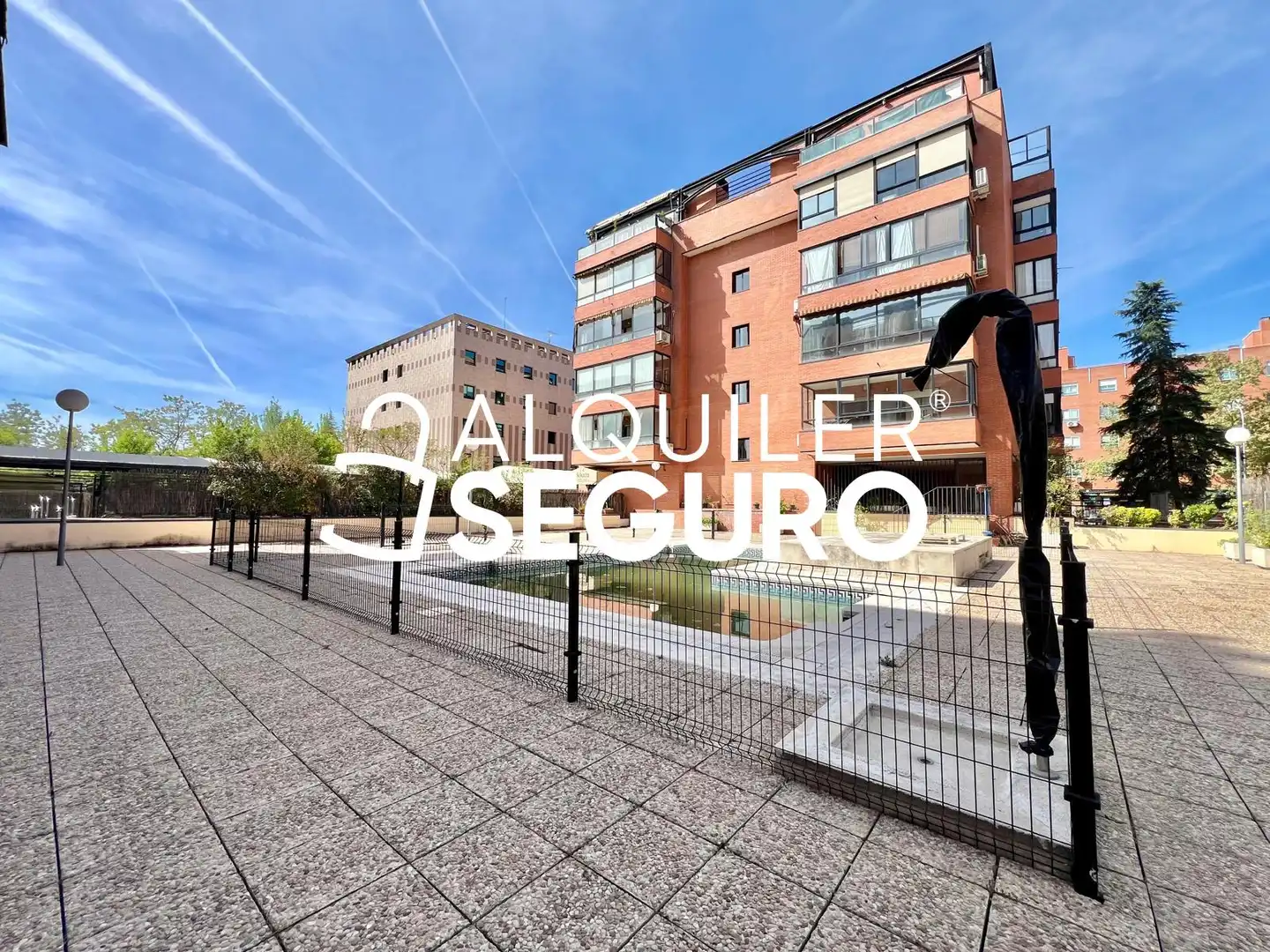 Vista exterior de Pis de lloguer en  Madrid Capital amb Calefacció, Terrassa i Traster