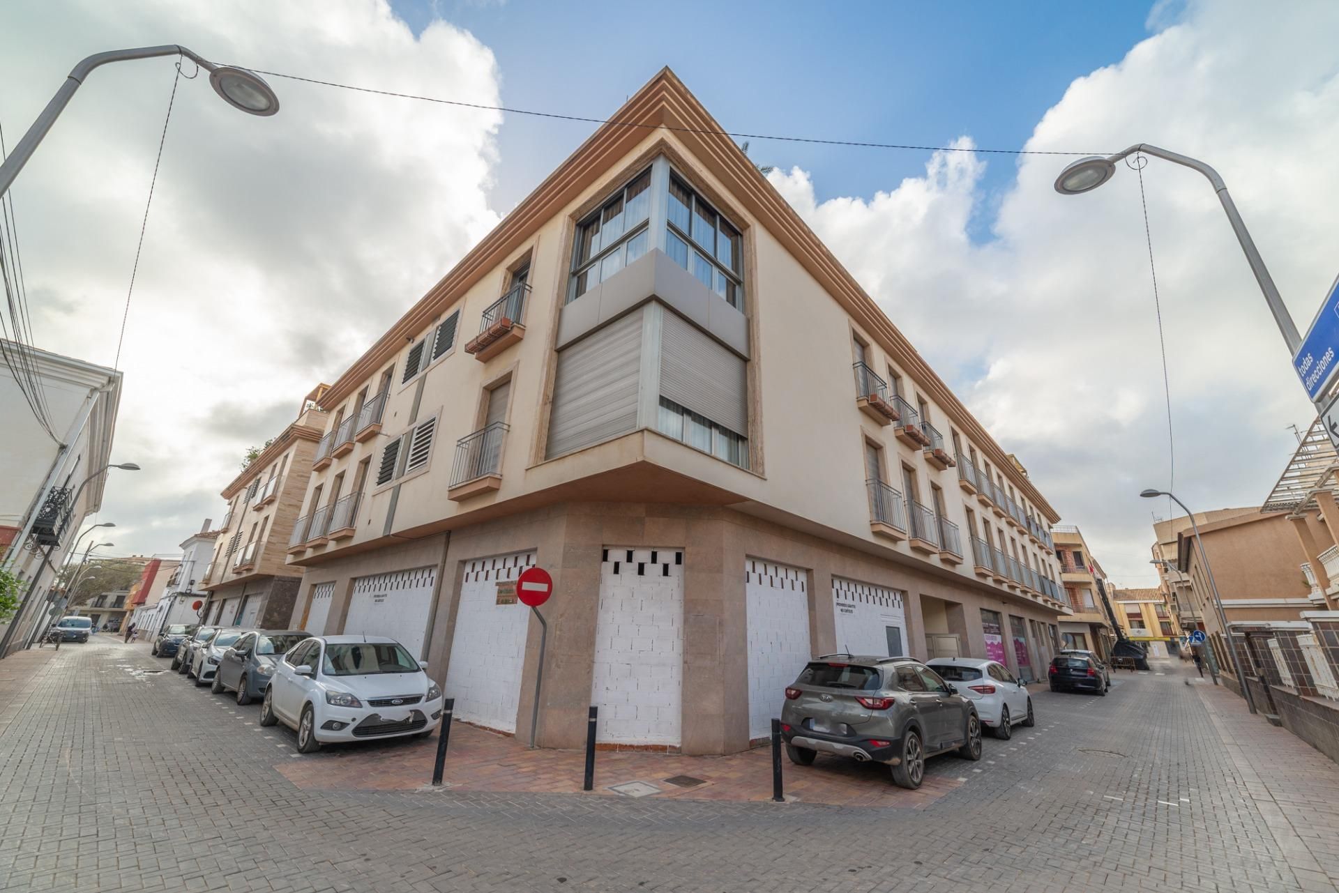 Vista exterior de Apartament en venda en San Javier amb Aire condicionat, Balcó i Alarma