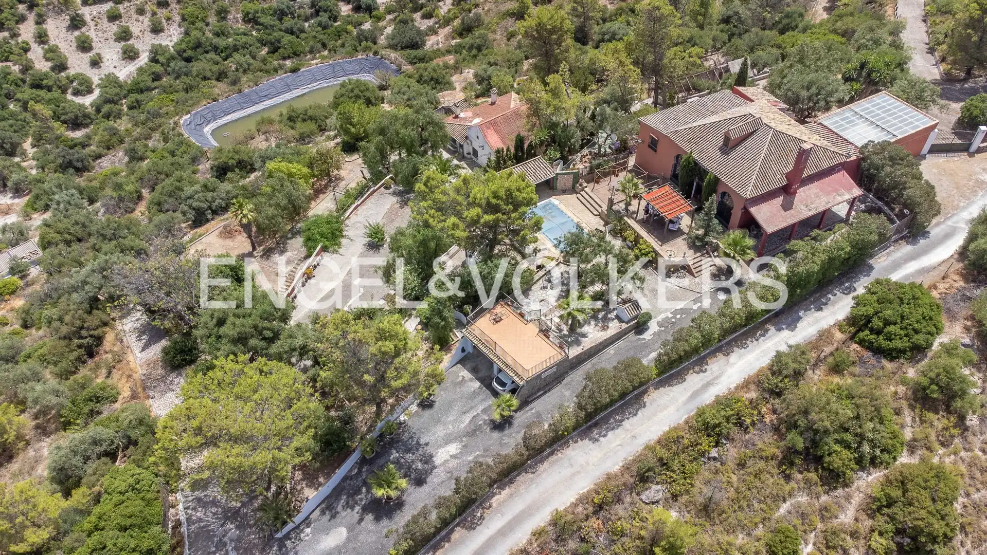 Vista exterior de Casa o xalet en venda en Osuna amb Calefacció, Jardí privat i Piscina