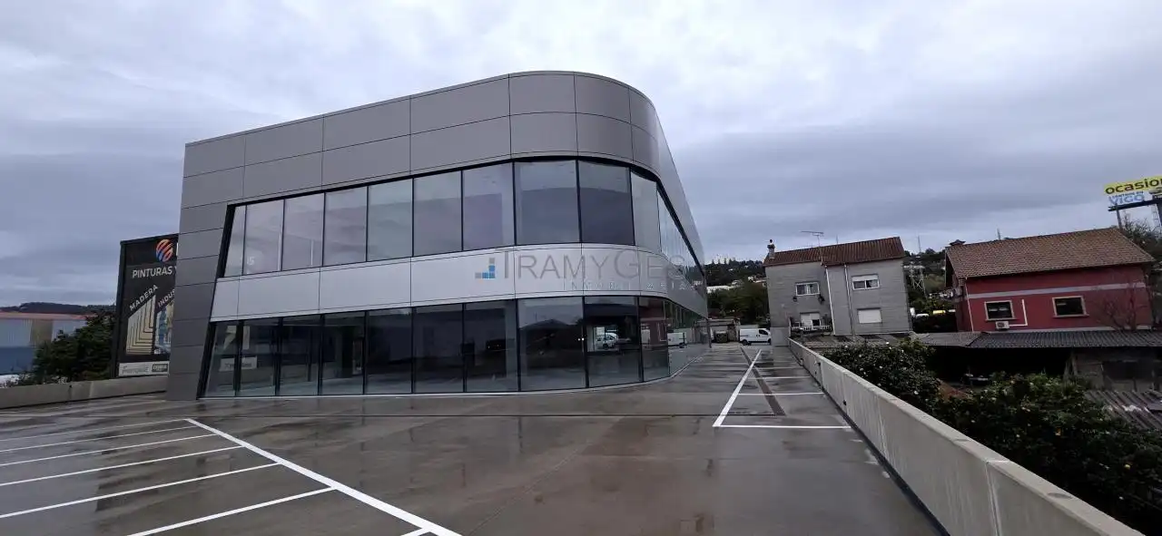 Außenansicht von Fabrikhallen zur Miete in Vigo 