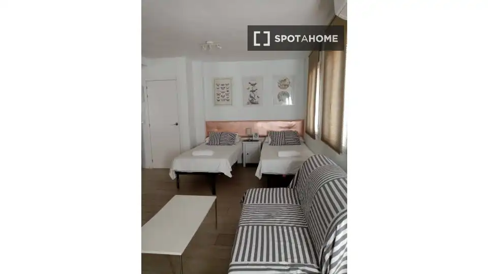 Habitació a En Corts - Doctor Waksman