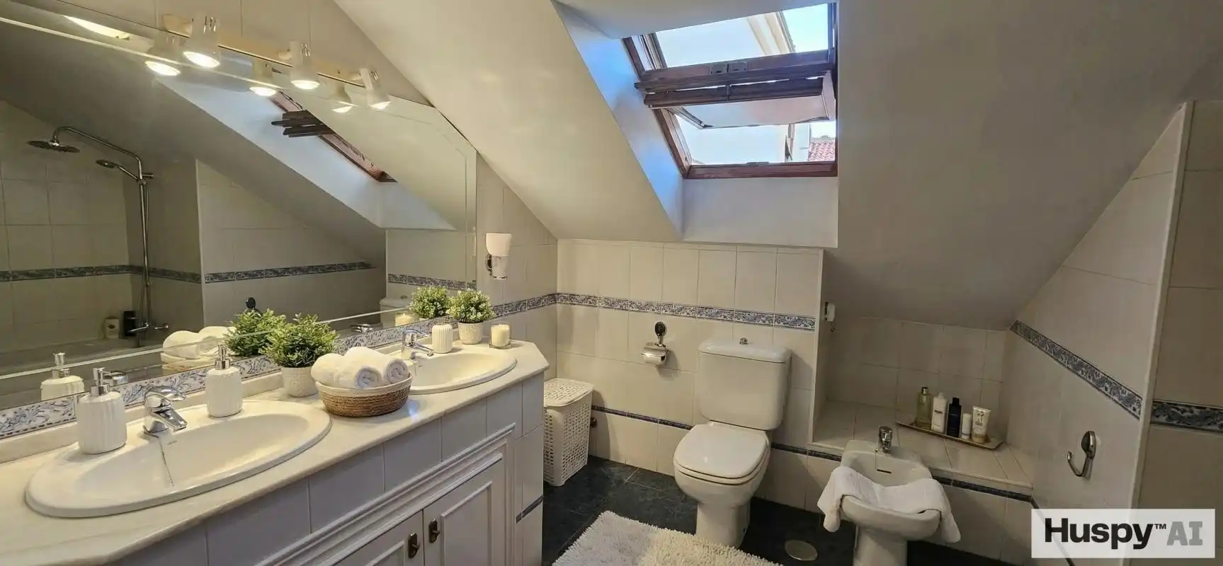 Baño de Dúplex en venta en Fuengirola con Calefacción, Terraza y Trastero