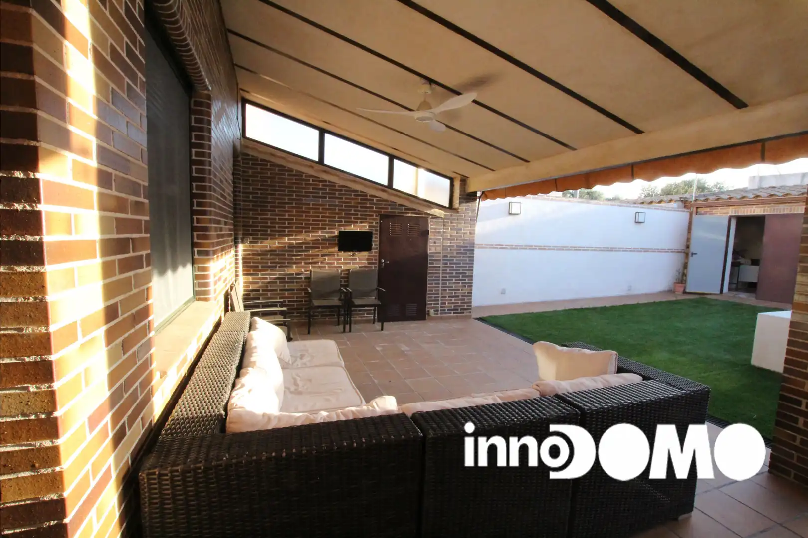 Terraza de Casa adosada en venta en Argés con Aire acondicionado, Calefacción y Jardín privado