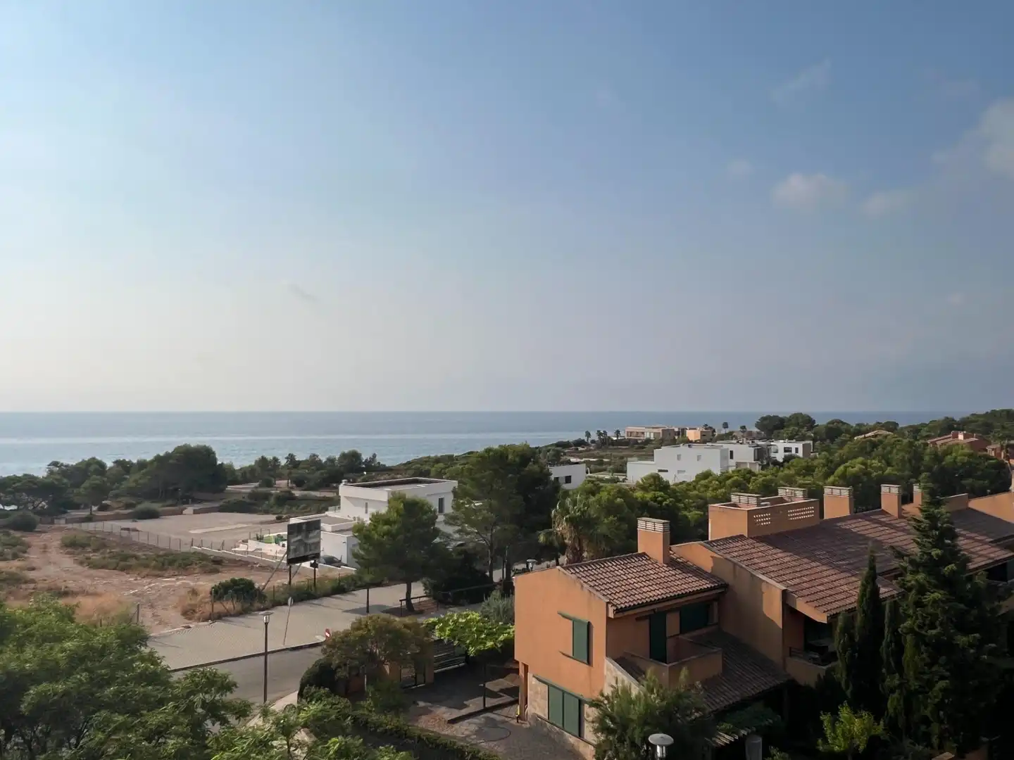 Vista exterior de Àtic en venda en L'Ametlla de Mar  amb Piscina comunitària