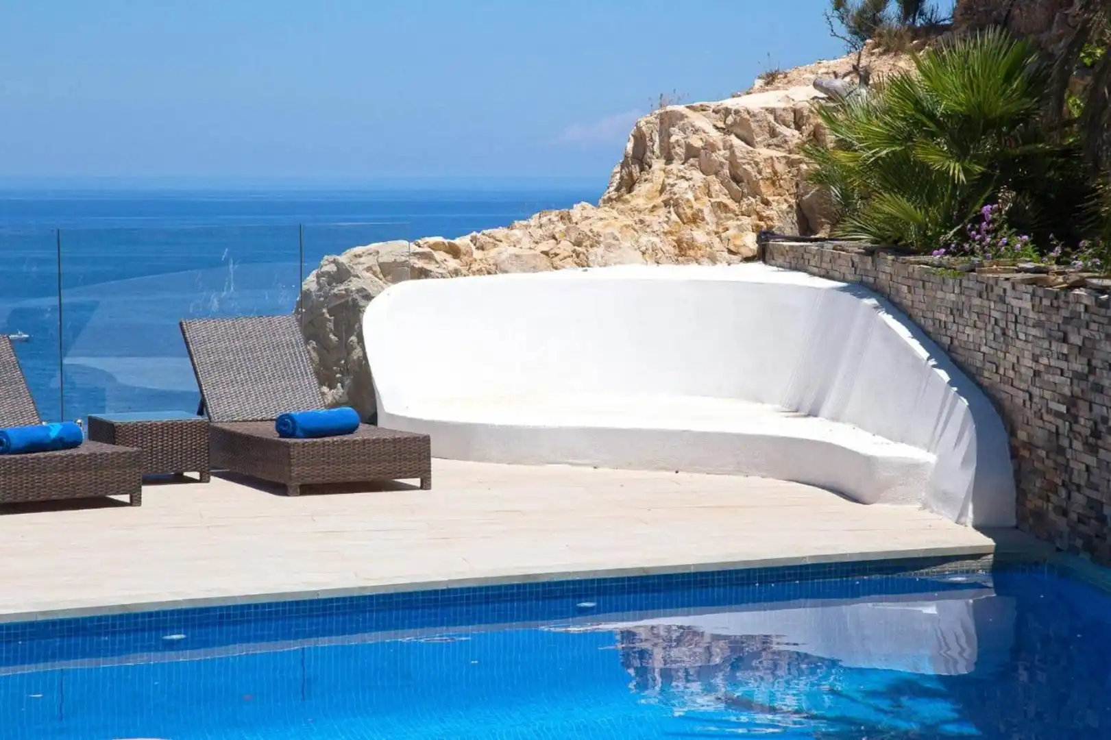 Swimming pool of Houses for sale in Jávea / Xàbia  with Air Conditioner, Private garden and Terrace