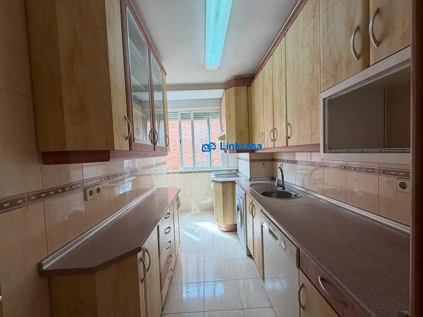 Kitchen of Flat for sale in Madrid  with Heating, Private garden and Terrace