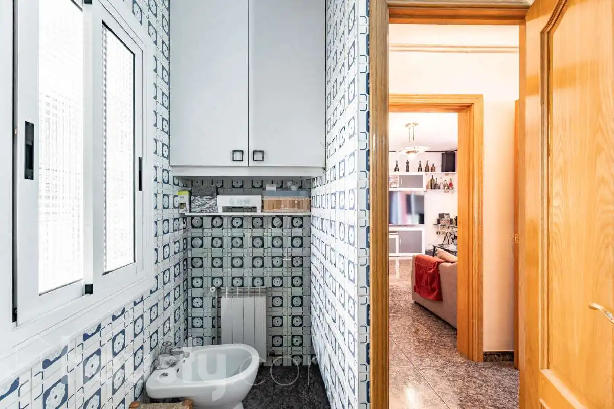 Baño de Piso en venta en Vilafranca del Penedès con Calefacción, Trastero y Balcón