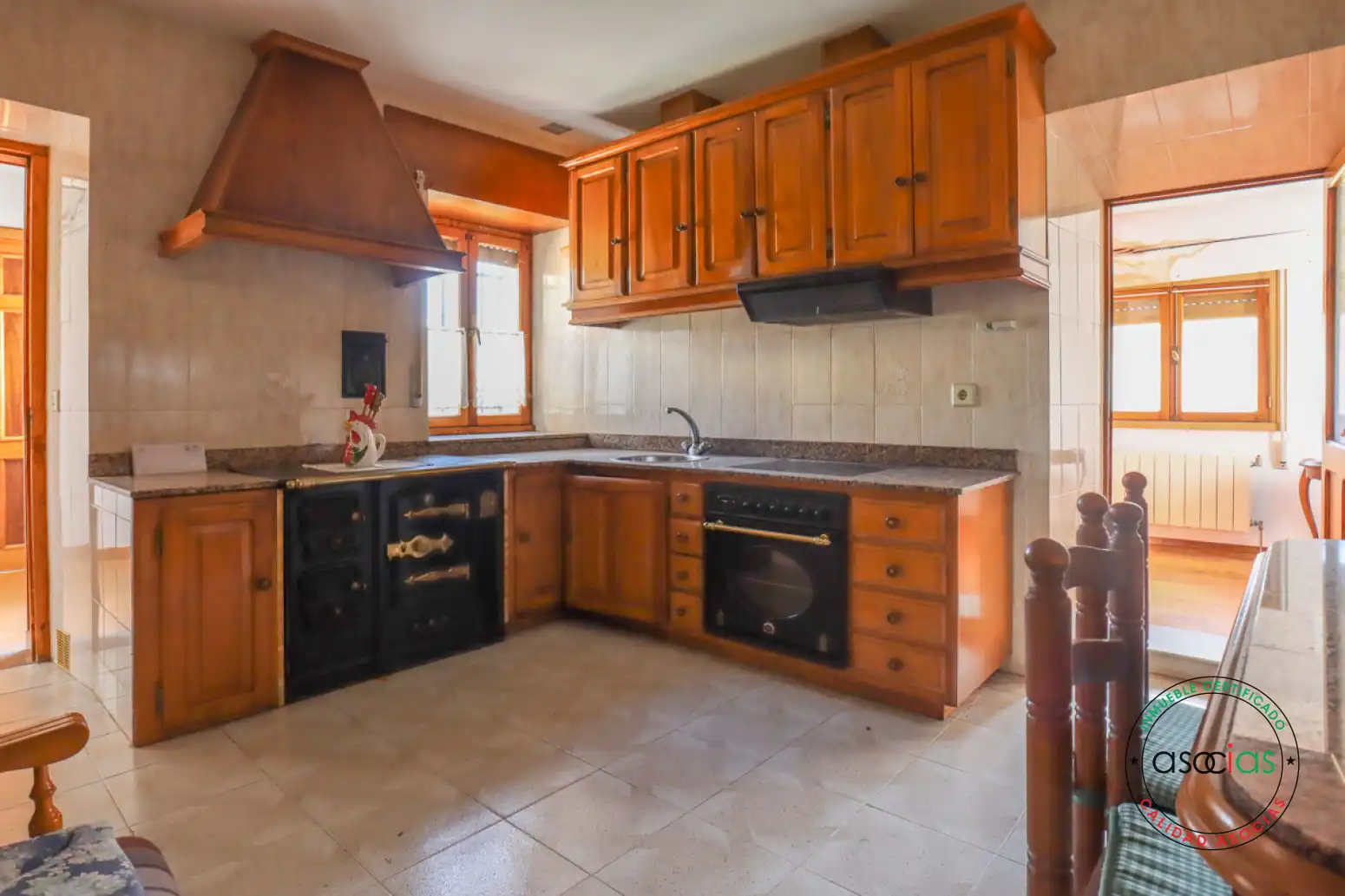 Cocina de Casa o chalet en venta en Valdés - Luarca con Calefacción, Jardín privado y Parquet