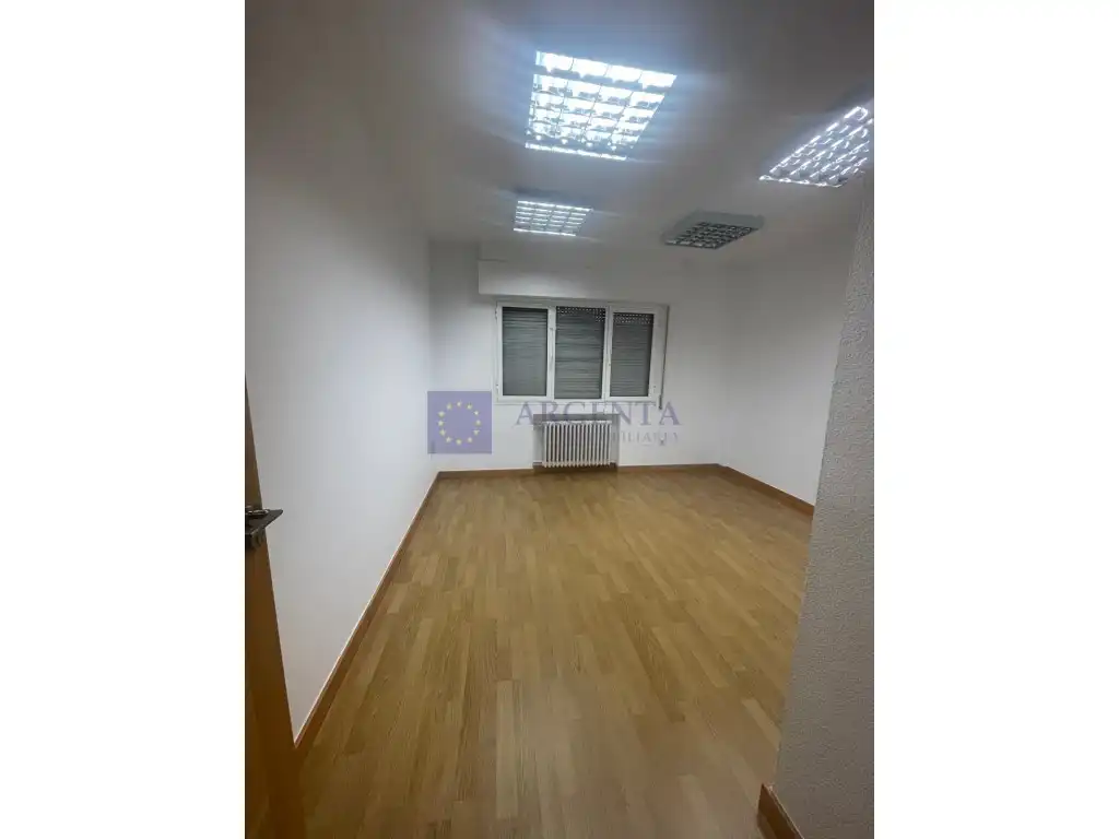 Local comercial en alquiler en Avenida España, imagen 14