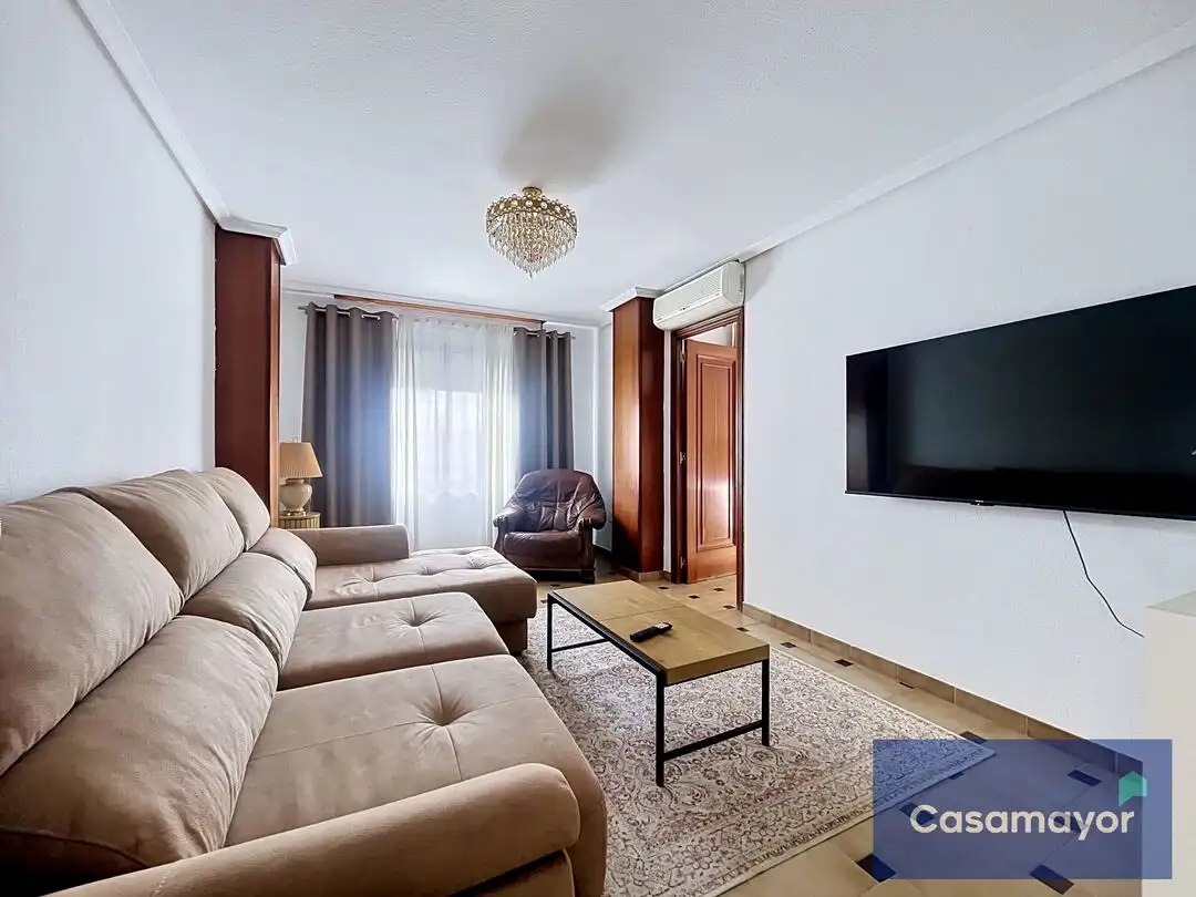 Sala de estar de Piso de alquiler en Alicante / Alacant con Aire acondicionado, Calefacción y Balcón