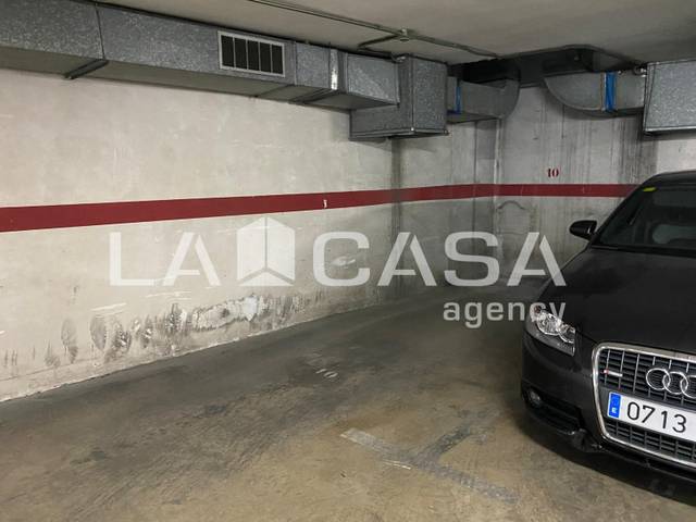 Garaje en Venta en Carrer del Torrent d'En Grau en Puigfred