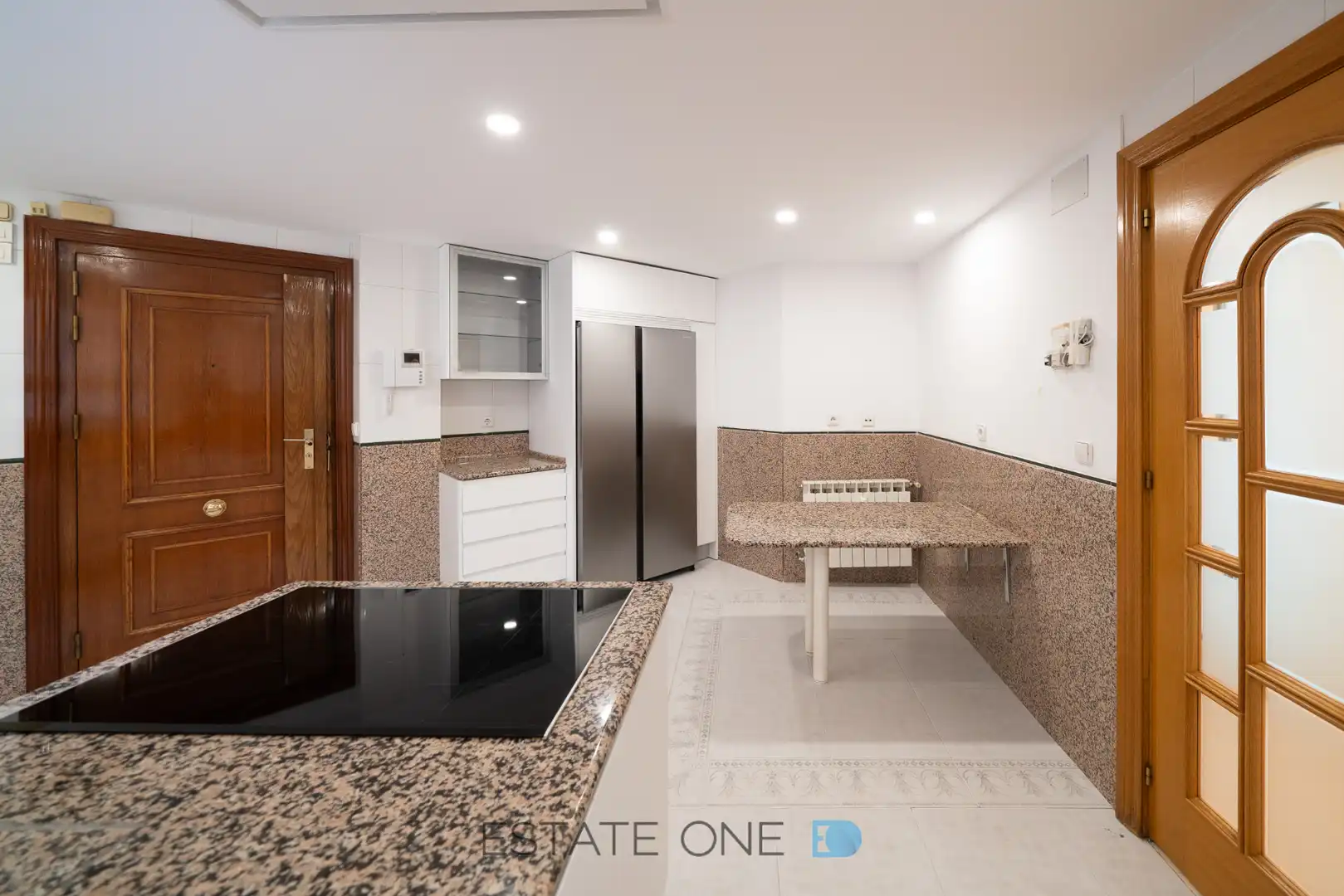 Kitchen of Flat for rent in Madrid  with Air Conditioner, Heating and Terrace