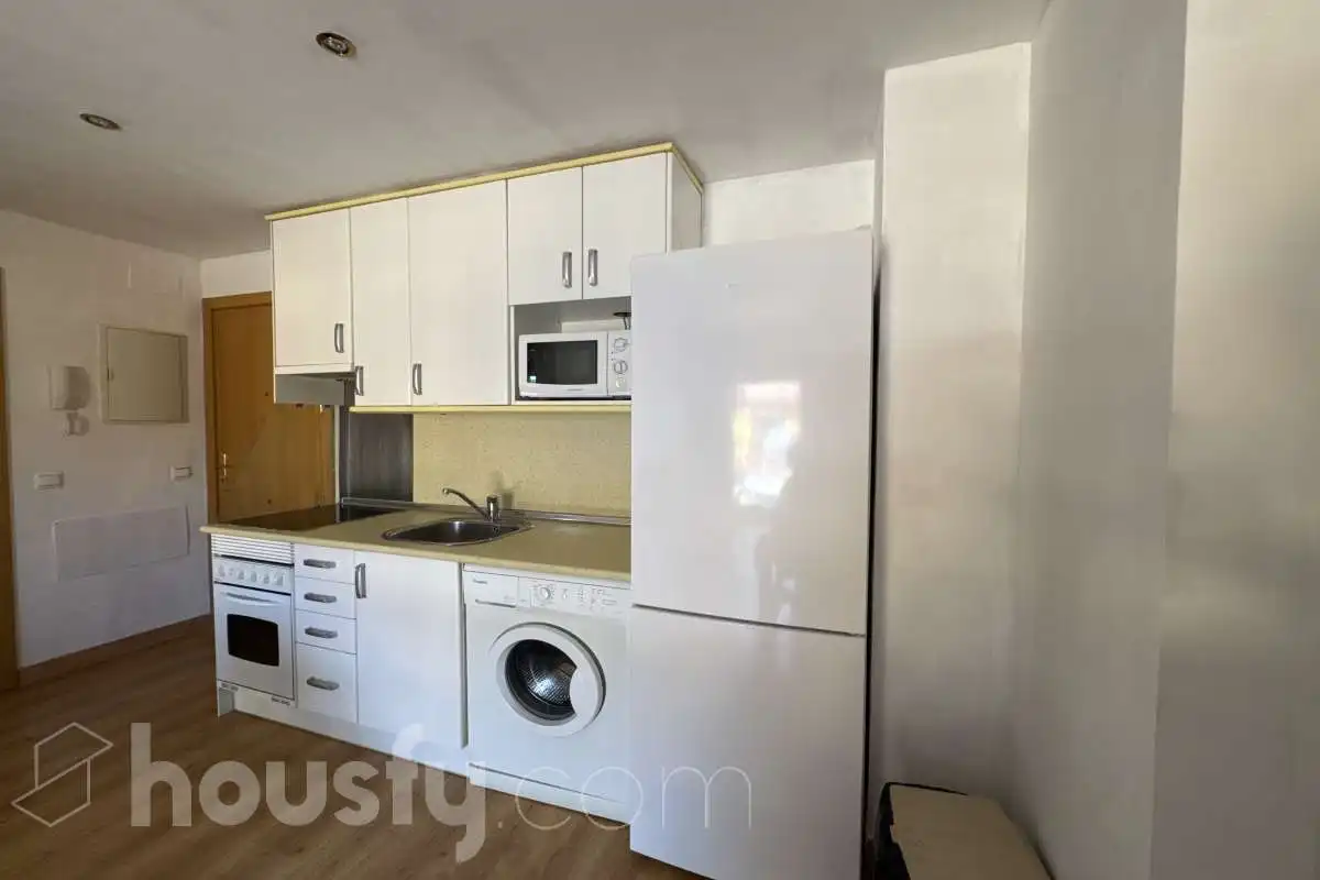 Cocina de Piso de alquiler en Villalbilla con Aire acondicionado, Parquet y Trastero