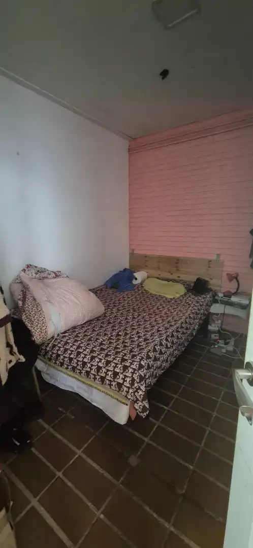 Bedroom of Commercial properties for sale in Santa Coloma de Gramenet  with Terrace