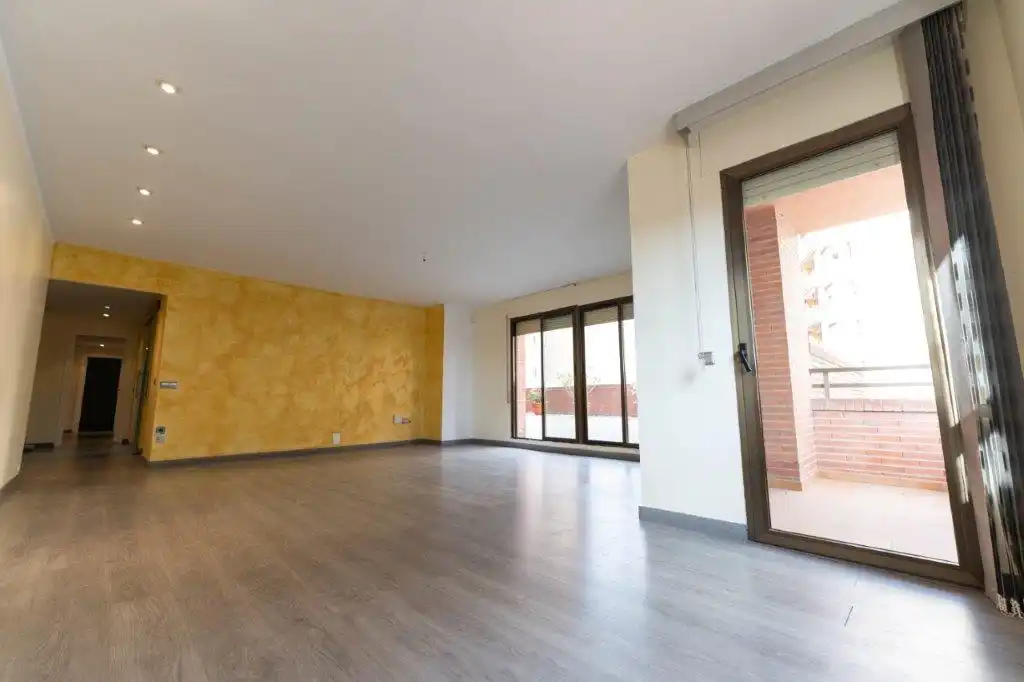 Living room of Flat for sale in Lleida  with Air Conditioner, Heating and Parquet flooring