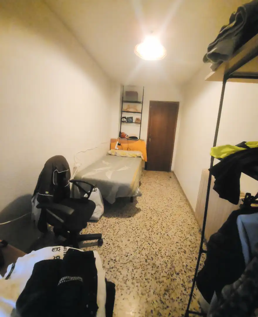 Schlafzimmer von Wohnung zum Verkauf in Granada mit Heizung