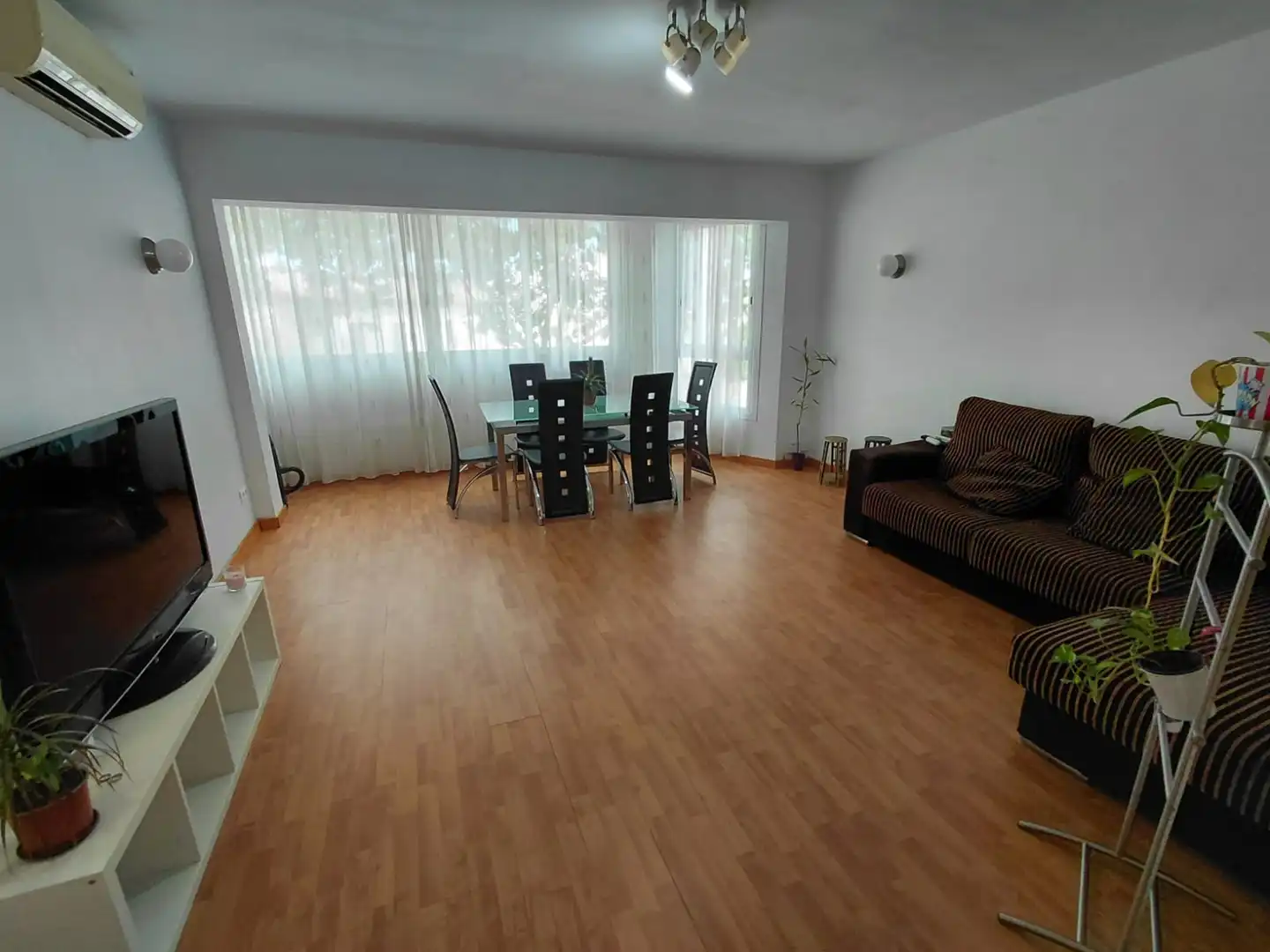 Living room of Flat for rent in  Palma de Mallorca  with Air Conditioner, Heating and Furnished