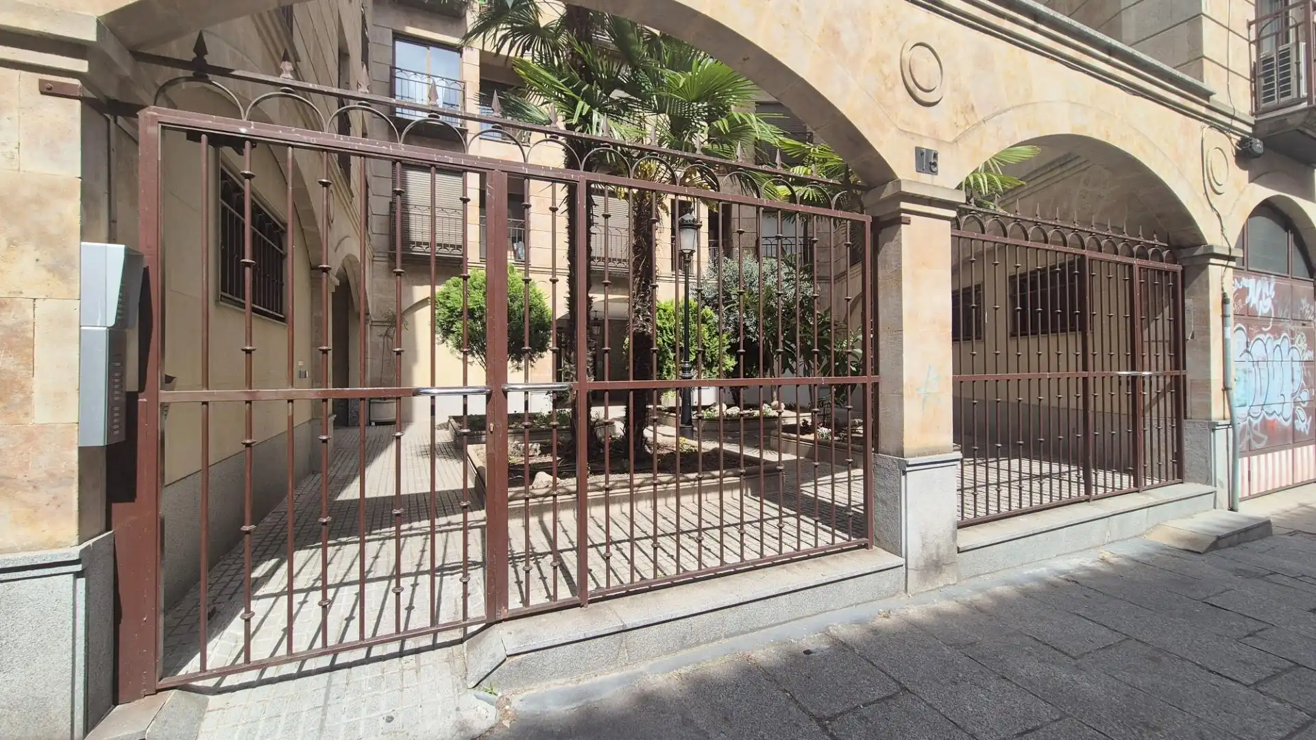 Vista exterior de Garaje en venta en Salamanca