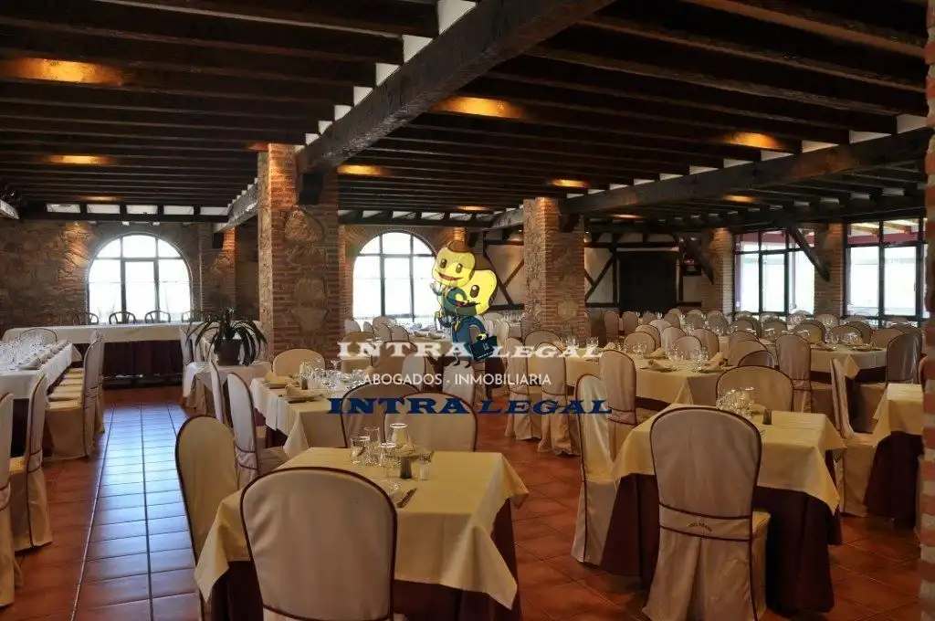 Local en venta en Sotoserrano con Aire acondicionado, Amueblado y Alarma
