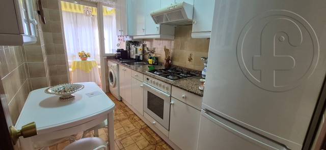 Piso en Alquiler en Calle Bajada del Caleruco en Los Castros