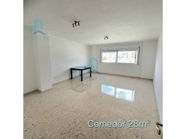 Piso en Venta en Calle Coma De La en Constantí