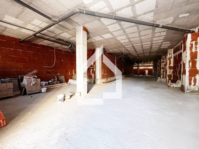 Local comercial en Alquiler en Calle la Huerta en Parque Lo Torrent