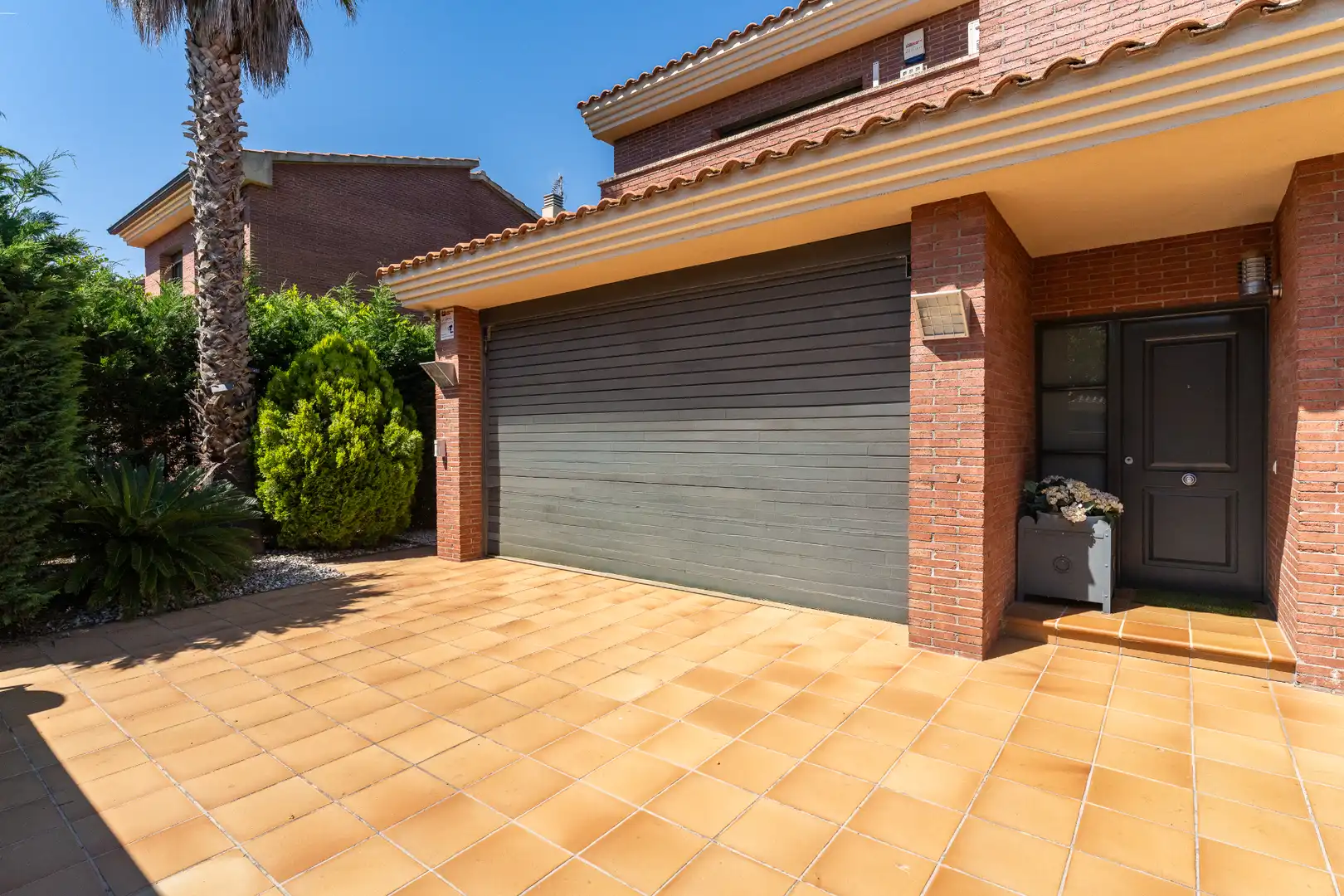 Vista exterior de Casa o xalet en venda en Reus amb Aire condicionat, Calefacció i Jardí privat