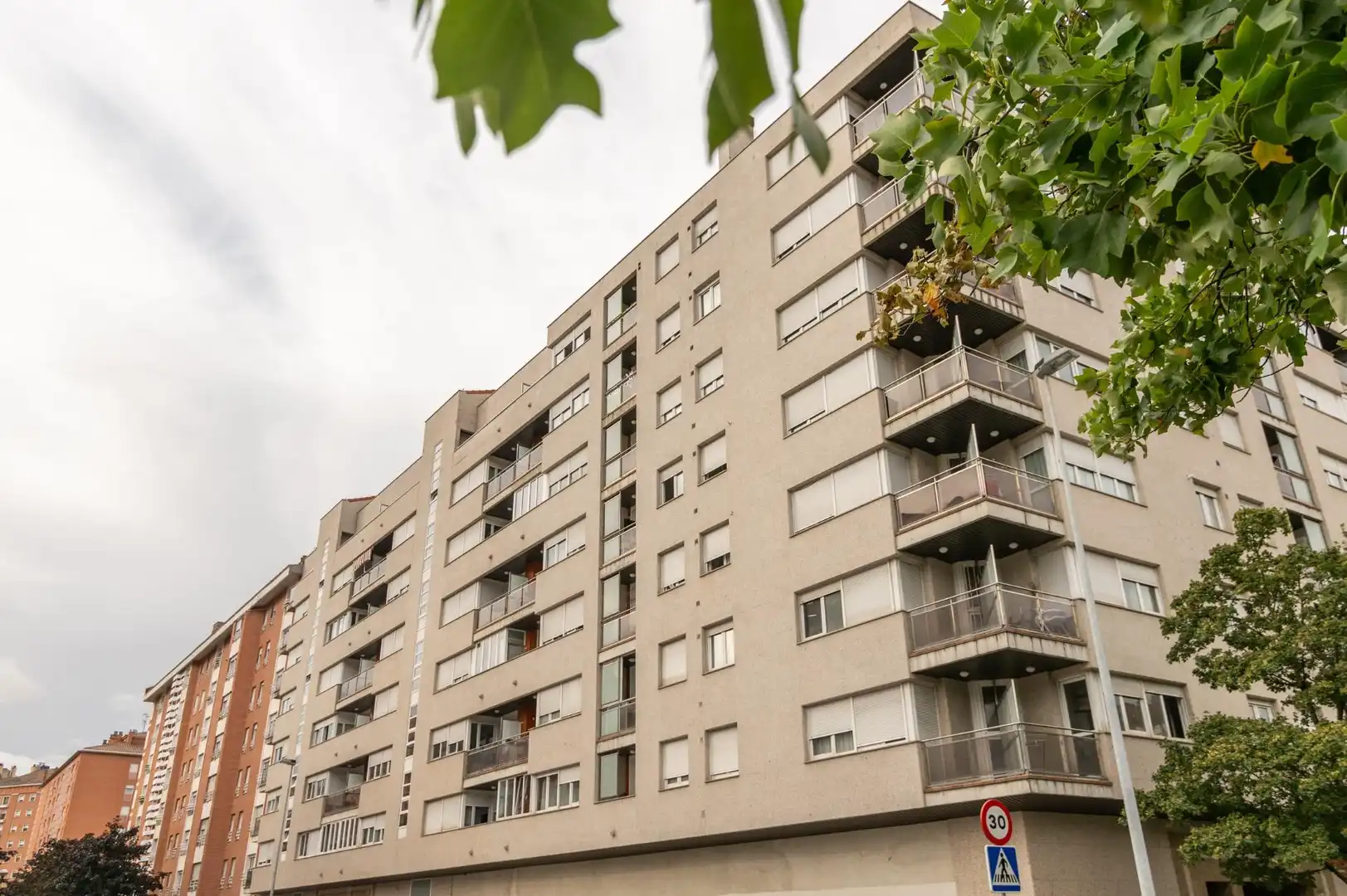 Piso con ascensor en venta en Paseo PREMIN DE IRUÑA, imagen 3