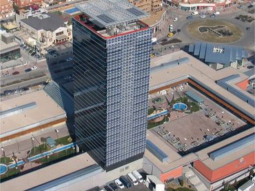 Local comercial en venta en Avenida Juan Carlos I 13