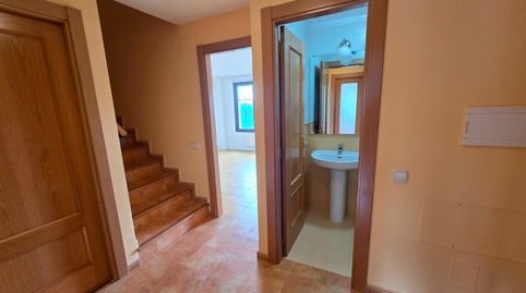 Foto 5 von Einfamilien-Reihenhaus zum Verkauf in Cardeñadijo, Burgos