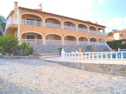 Vista exterior de Casa o xalet en venda en Calpe / Calp amb Terrassa, Piscina i Balcó