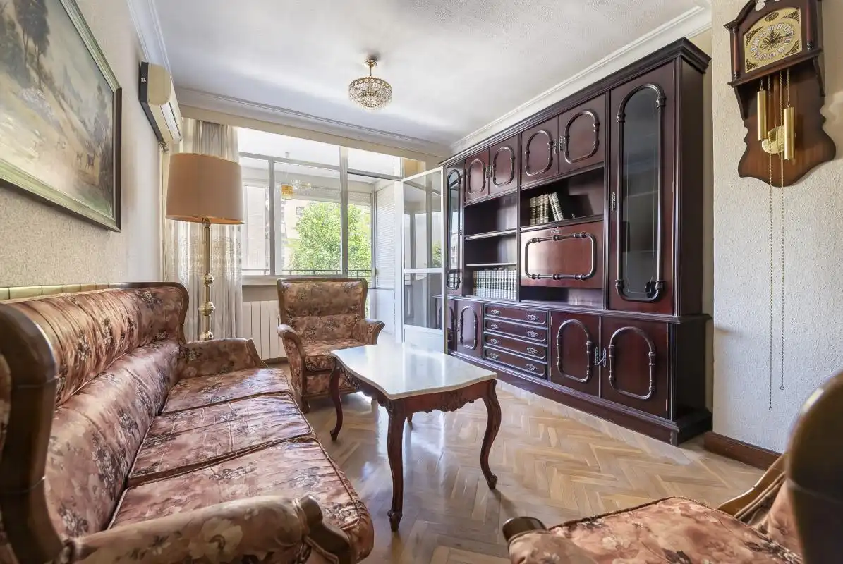 Sala de estar de Piso en venta en Madrid con Calefacción, Jardín privado y Terraza