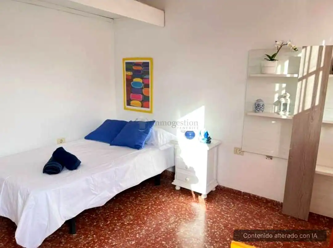Habitación de Piso de alquiler en Arona con Amueblado, Balcón y Internet