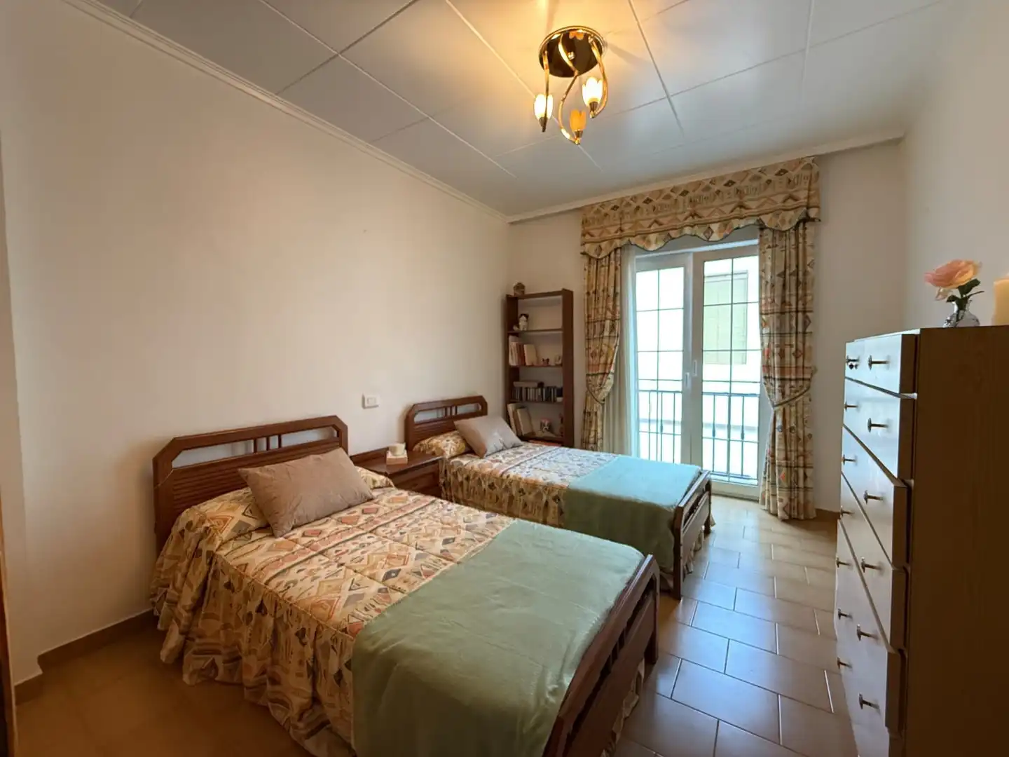 Dormitori de Casa o xalet en venda en Aielo de Malferit amb Aire condicionat, Terrassa i Moblat