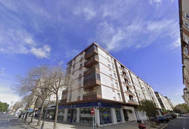 Piso en Venta en Calle VALLE DE LA BALLESTERA en Barrio de Campanar