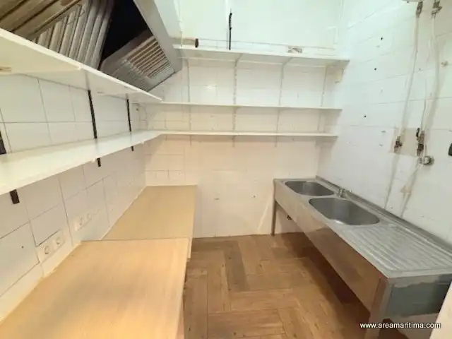 Cocina de Local en venta en Valencia con Aire acondicionado y Terraza