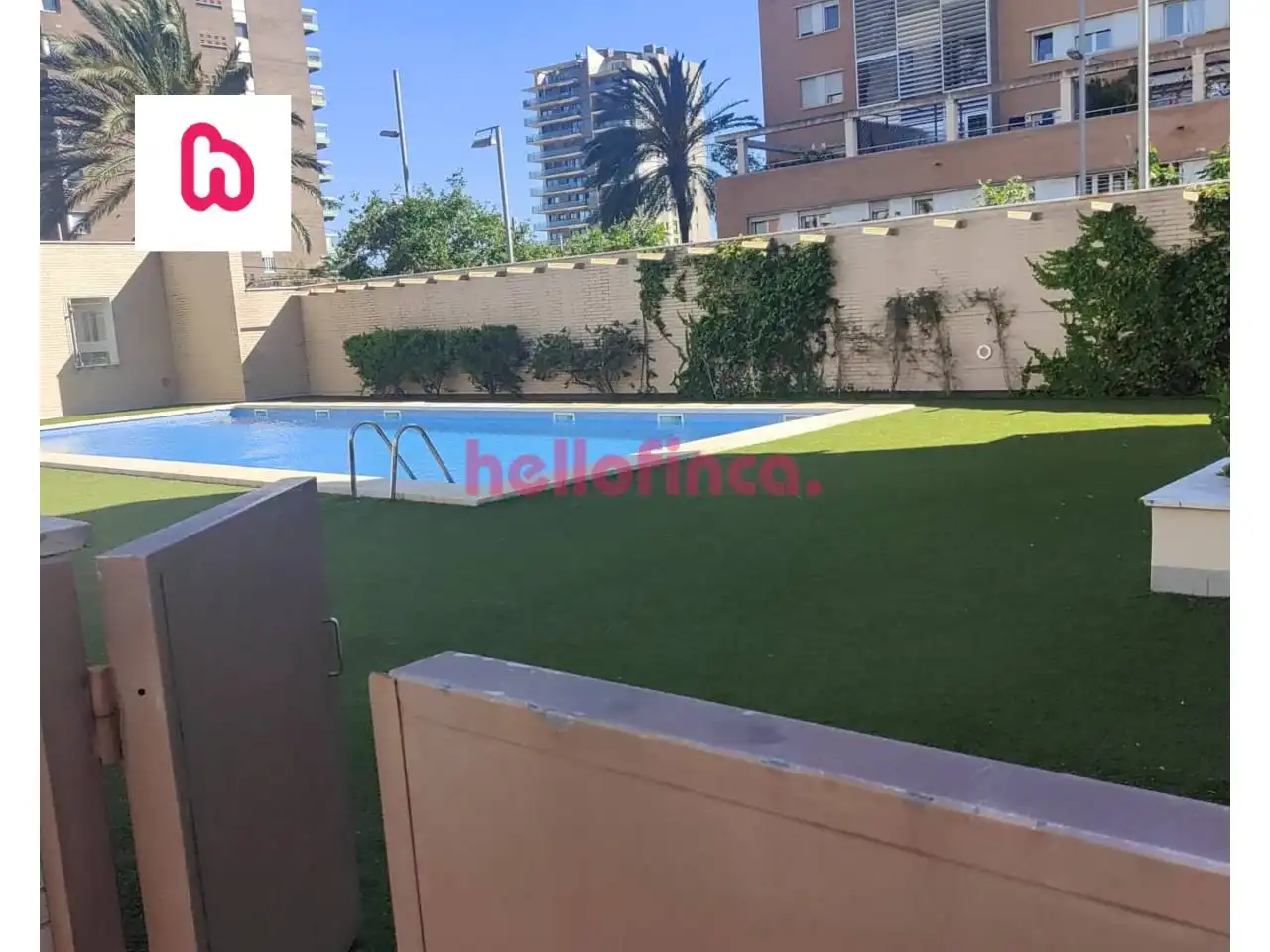 Schwimmbecken von Maisonette zum Verkauf in Badalona mit Heizung, Parkett und Terrasse