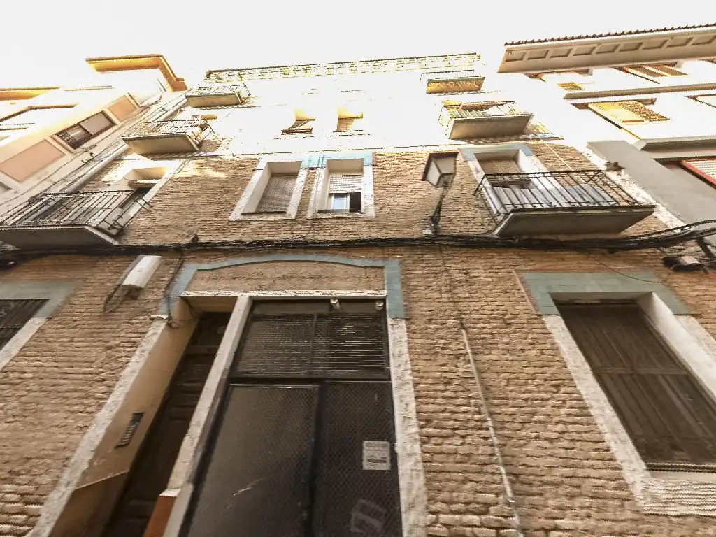 Vista exterior de Piso en venta en Zaragoza