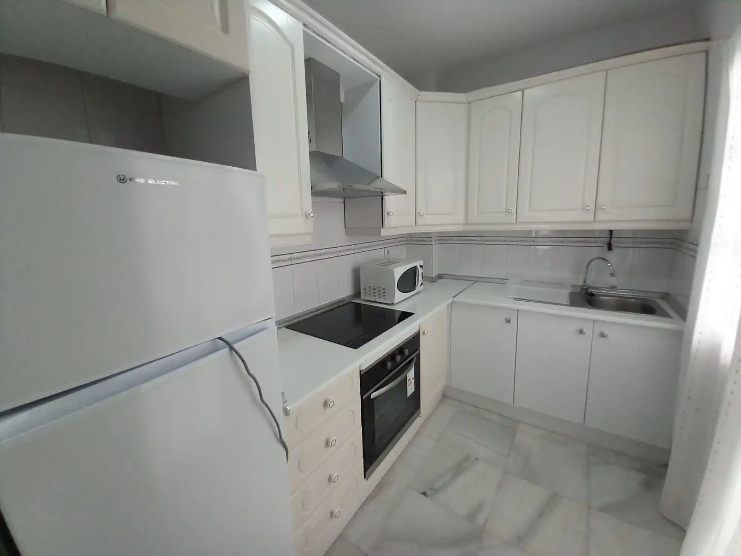 Kitchen of Flat for rent in Ronda  with Air Conditioner, Heating and Furnished
