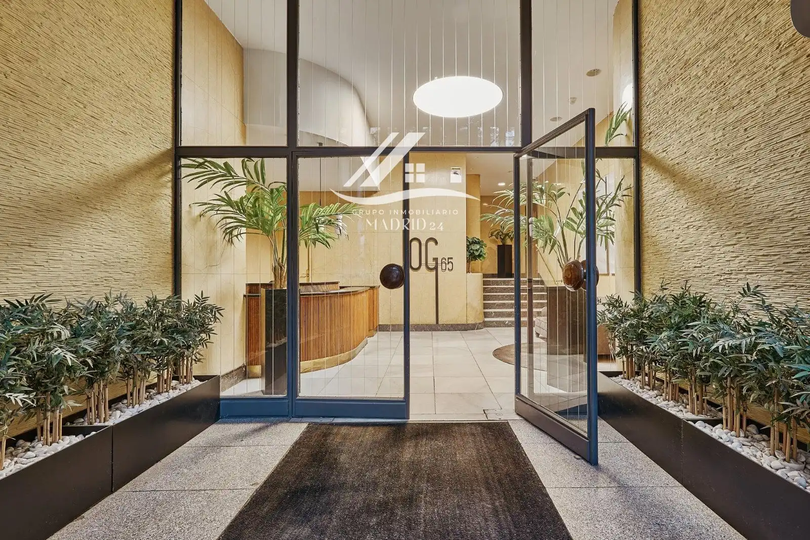 Flat with lift for sale in Calle de José Ortega y Gasset