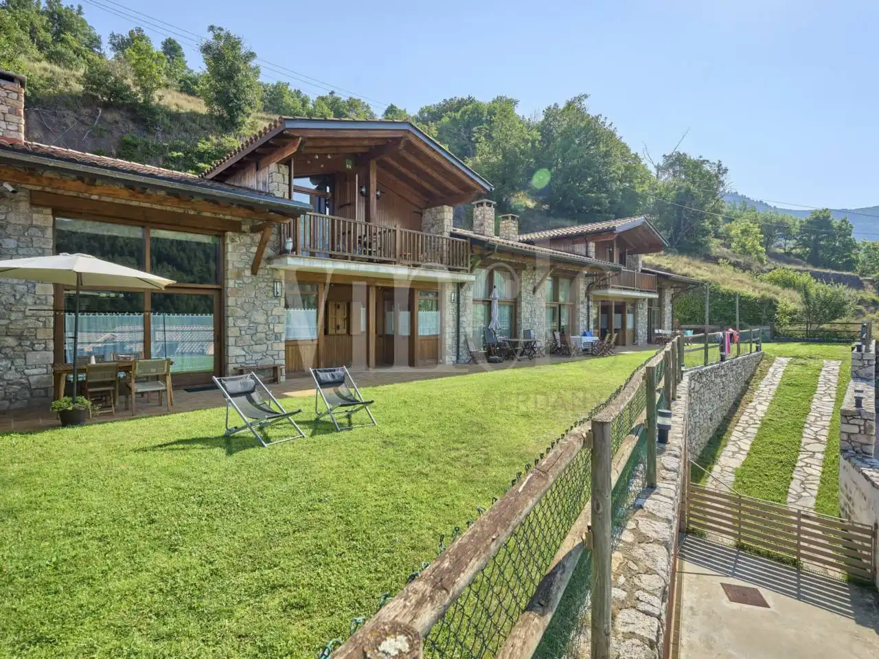 Vista exterior de Casa adosada en venta en Montellà i Martinet con Calefacción, Parquet y Terraza
