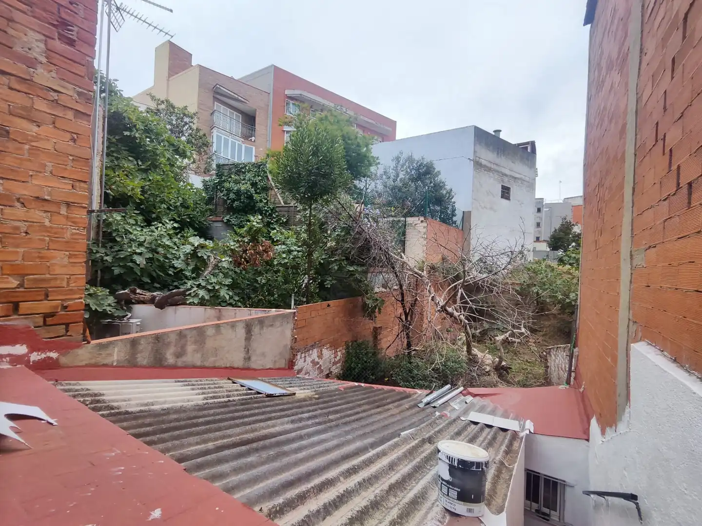 Vista exterior de Residencial en venda en Santa Coloma de Gramenet