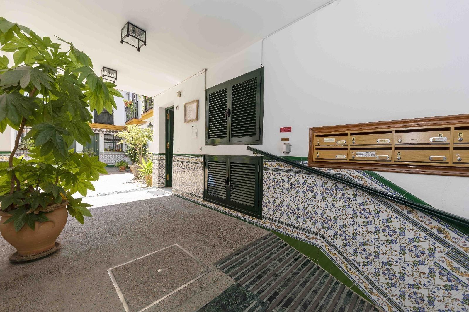 Vista exterior de Casa o chalet en venta en  Sevilla Capital con Balcón