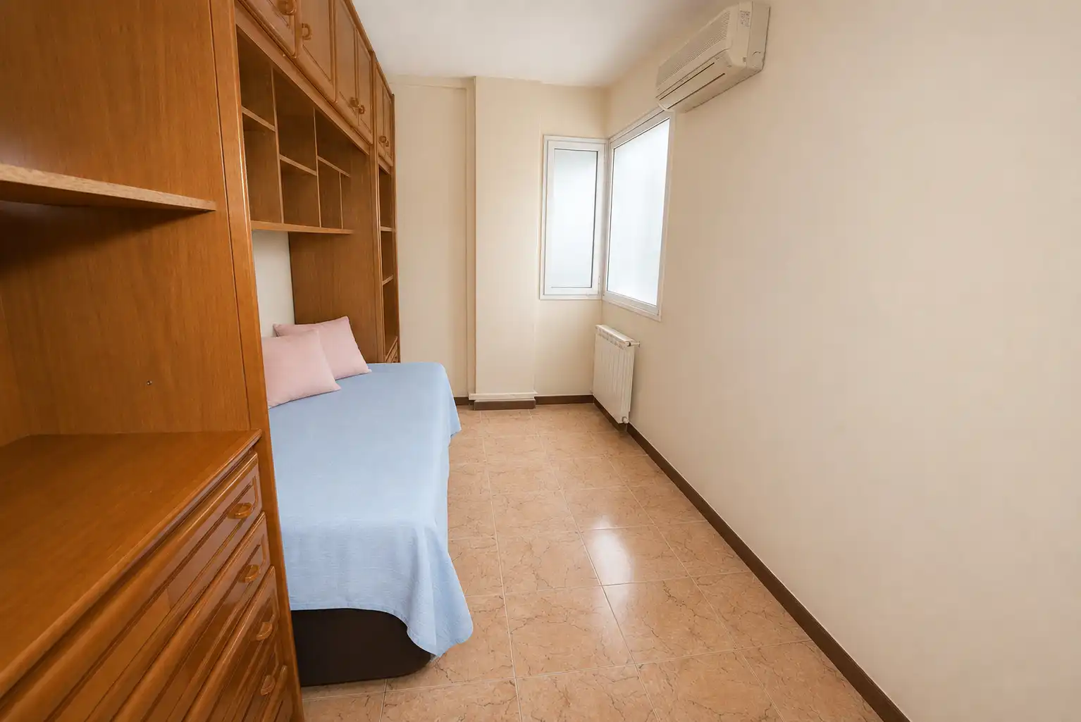 Schlafzimmer von Wohnung zum Verkauf in Coslada mit Klimaanlage, Heizung und Terrasse
