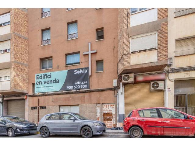 Edificio en Venta en Calle Indivil i Mandoni en Mariola
