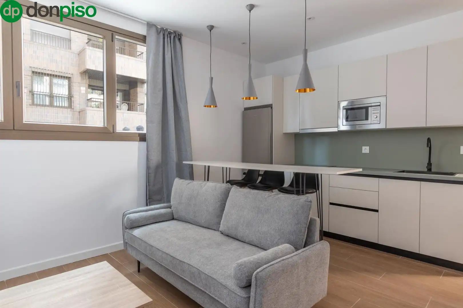 Living room of Apartments for sale in Granada  with Air Conditioner, Heating and Private garden
