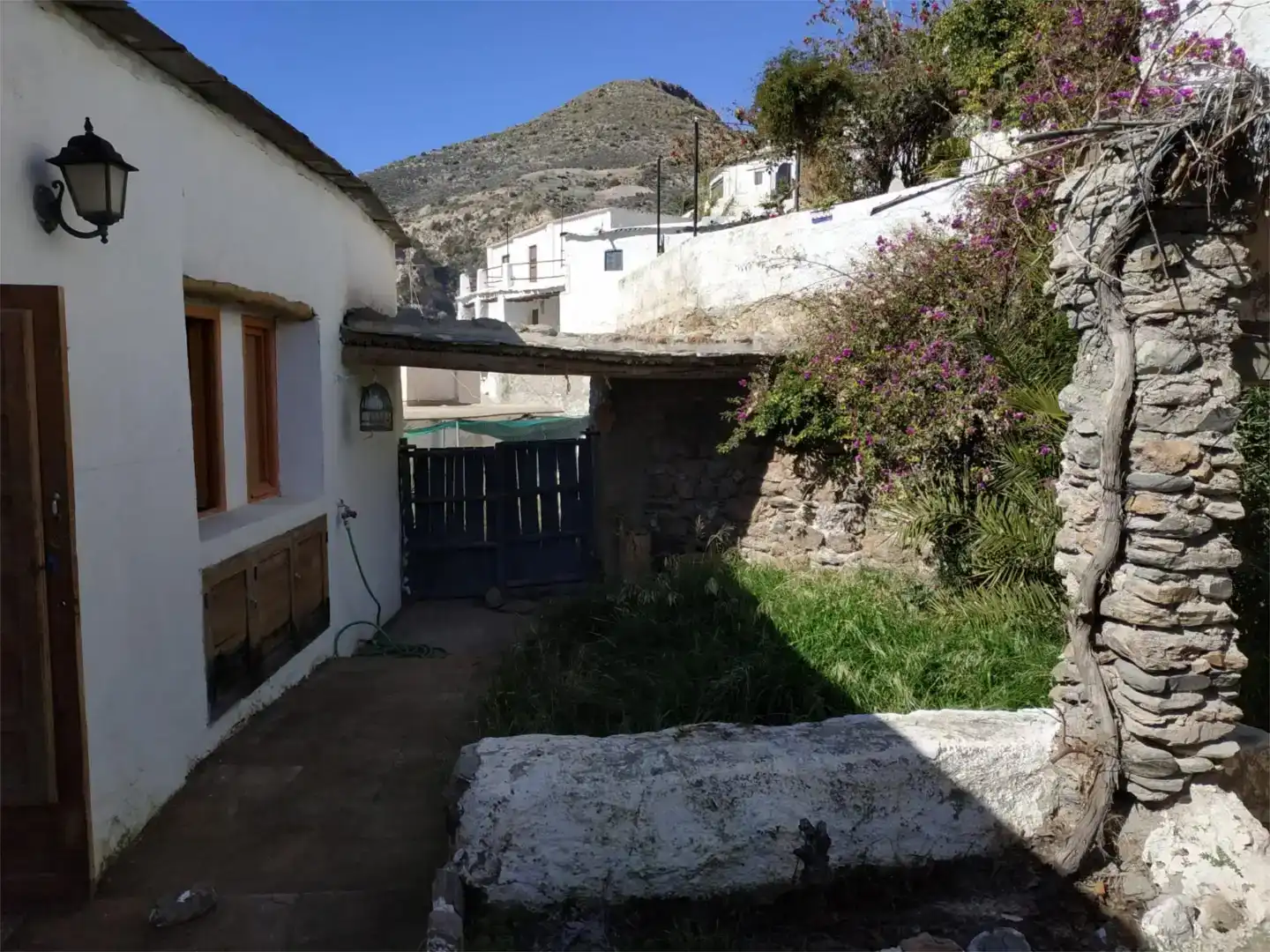 Vista exterior de Finca rústica en venda en Ugíjar