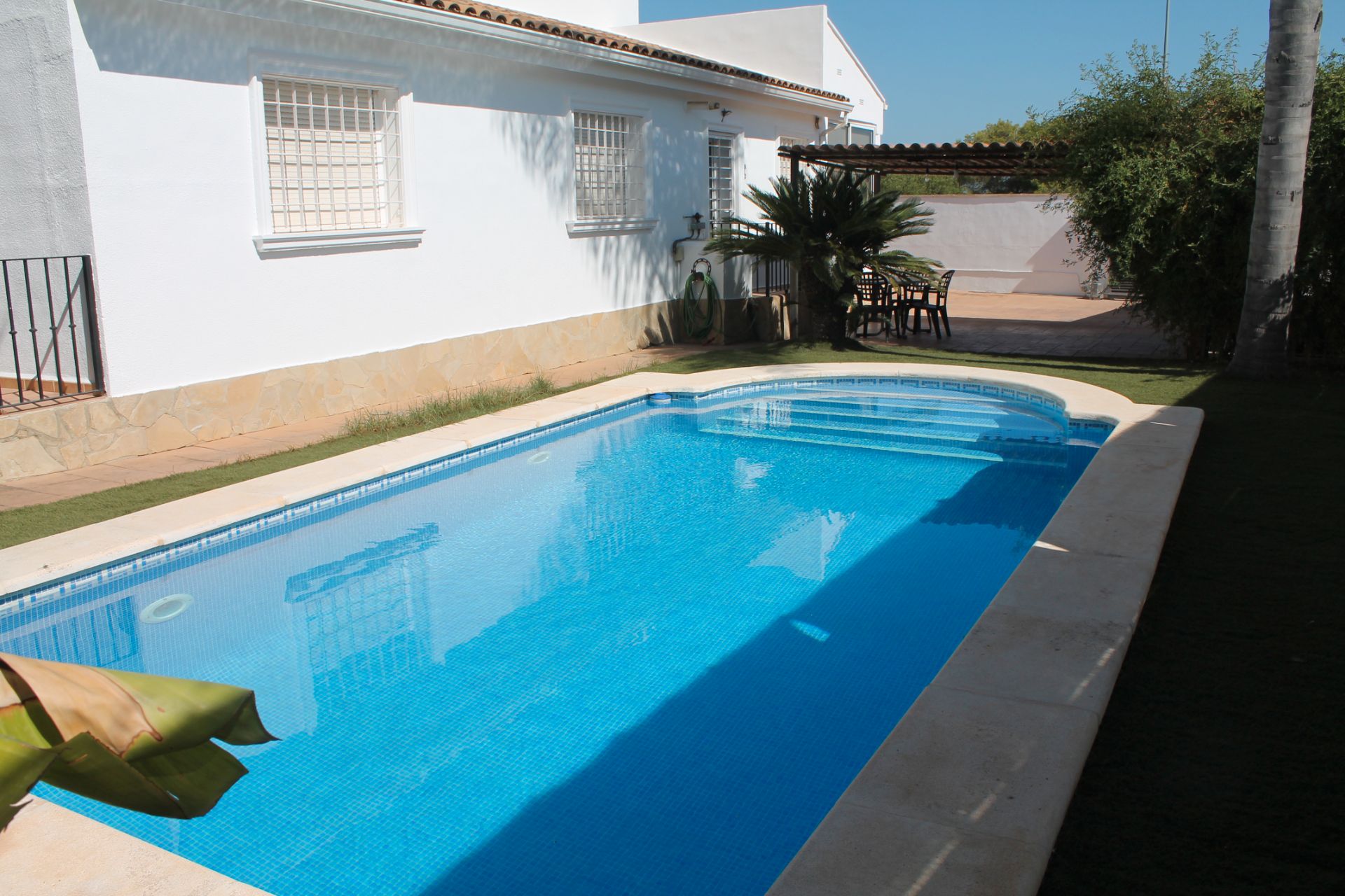 Piscina de Casa o xalet en venda en L'Eliana amb Aire condicionat, Calefacció i Jardí privat