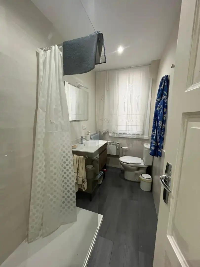 Flat for sale in Wenceslao Fernández Flórez, imagen 6