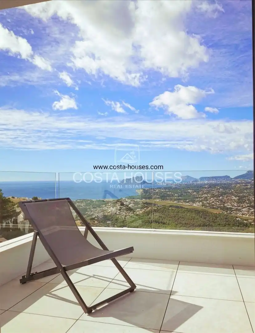 Chalet con piscina en venta en Cumbre del Sol, imagen 18